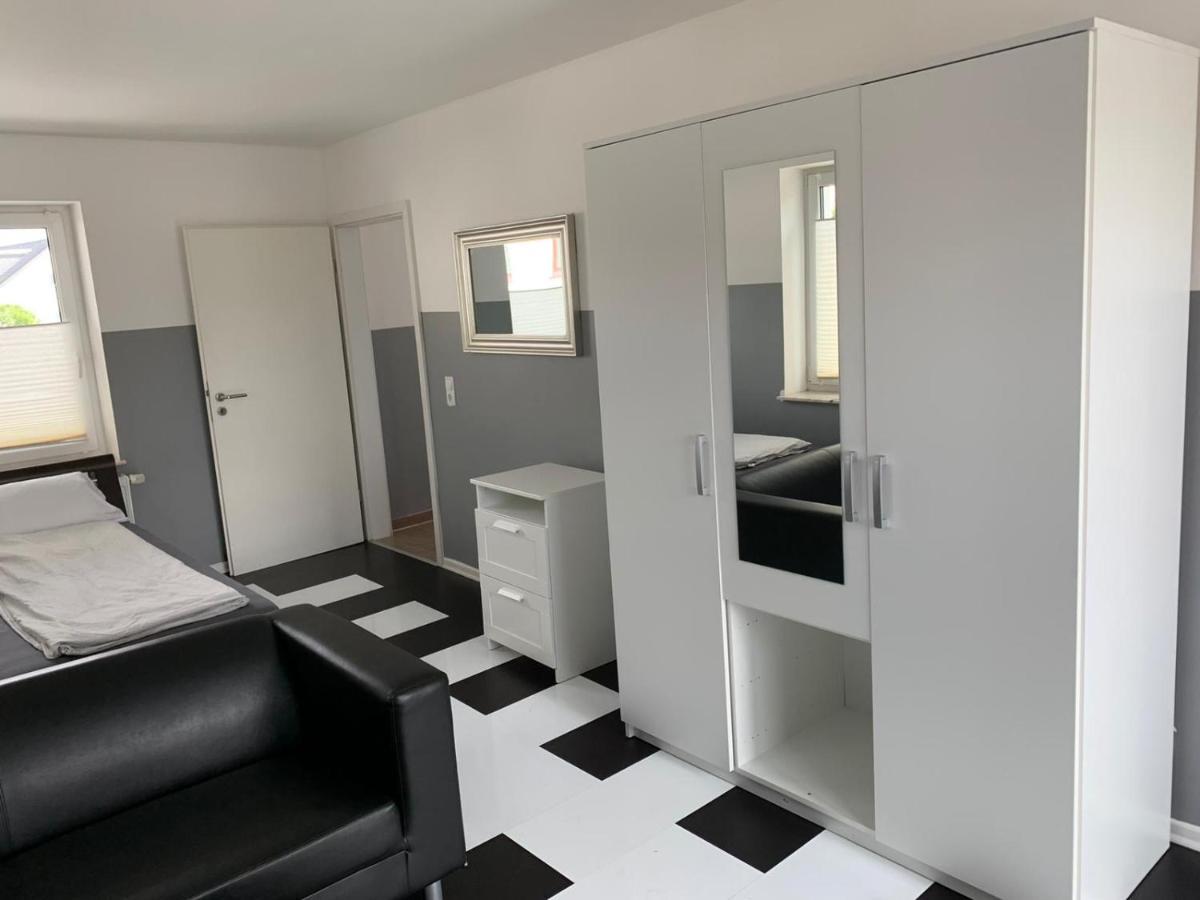 Apartment Voll Moebeliert Mit Balkon Bréma Kültér fotó